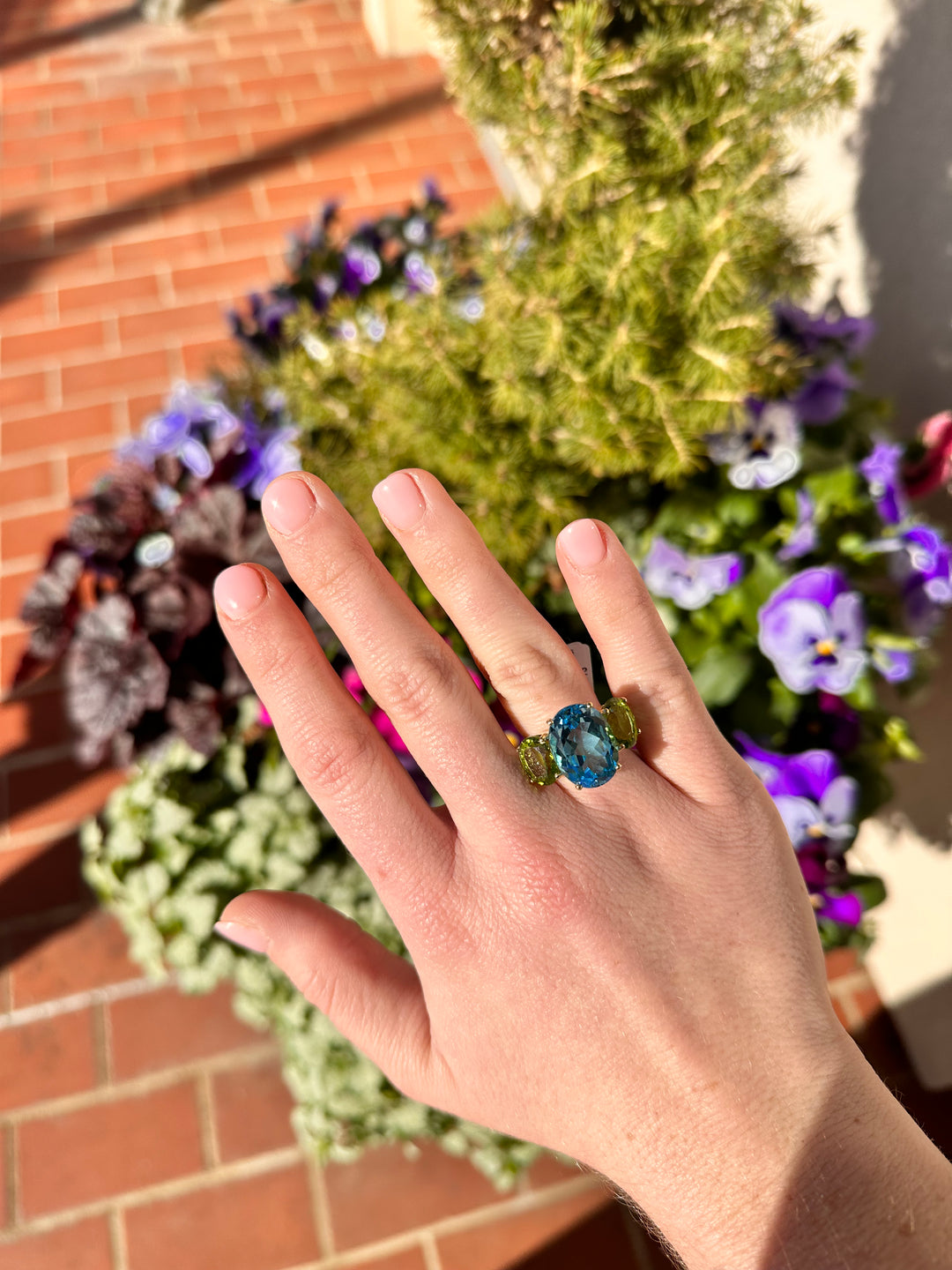 14kt Ring with Blue Topaz and Peidot
