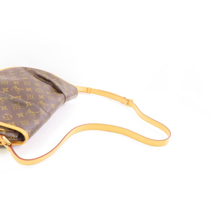 Louis Vuitton Menilmontant MM, Monogram