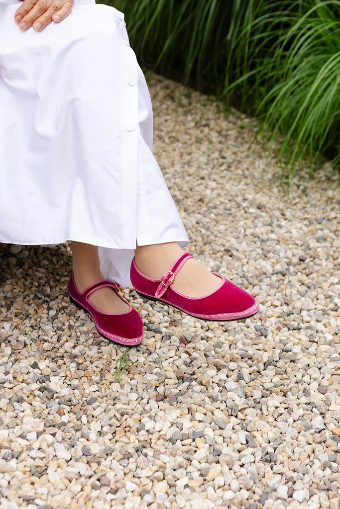 Frances | Hot Pink