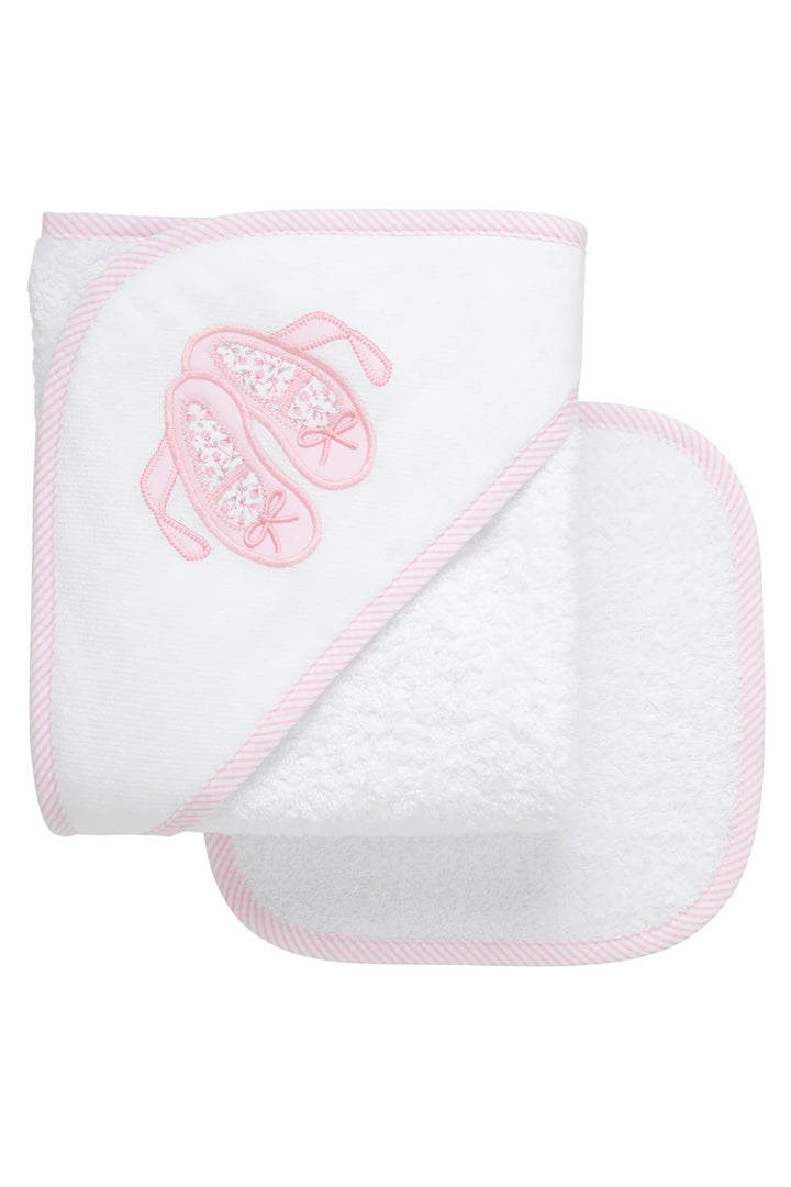 Assorted Applique Hooded Towel & Washcloth Set