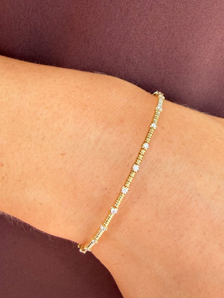 14kt Yellow Gold .2ct Diamond Flex Bangle BV28Y