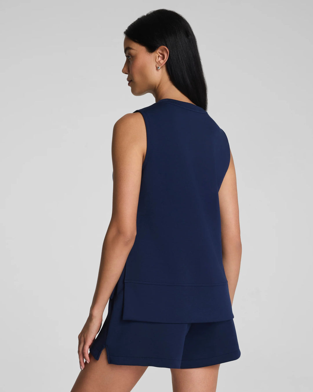 AirEssentials Crewneck Tank | Timeless Navy