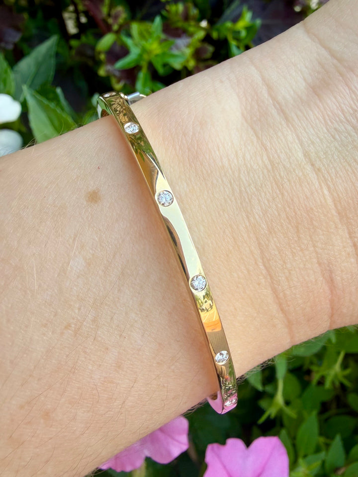 14kt Yellow Gold .24ct 7 Diamond Hard Bangle BV41Y