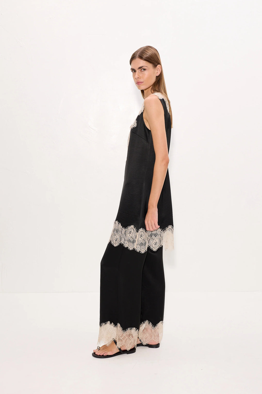 Nella Satin Lace Pant | Black/Bone