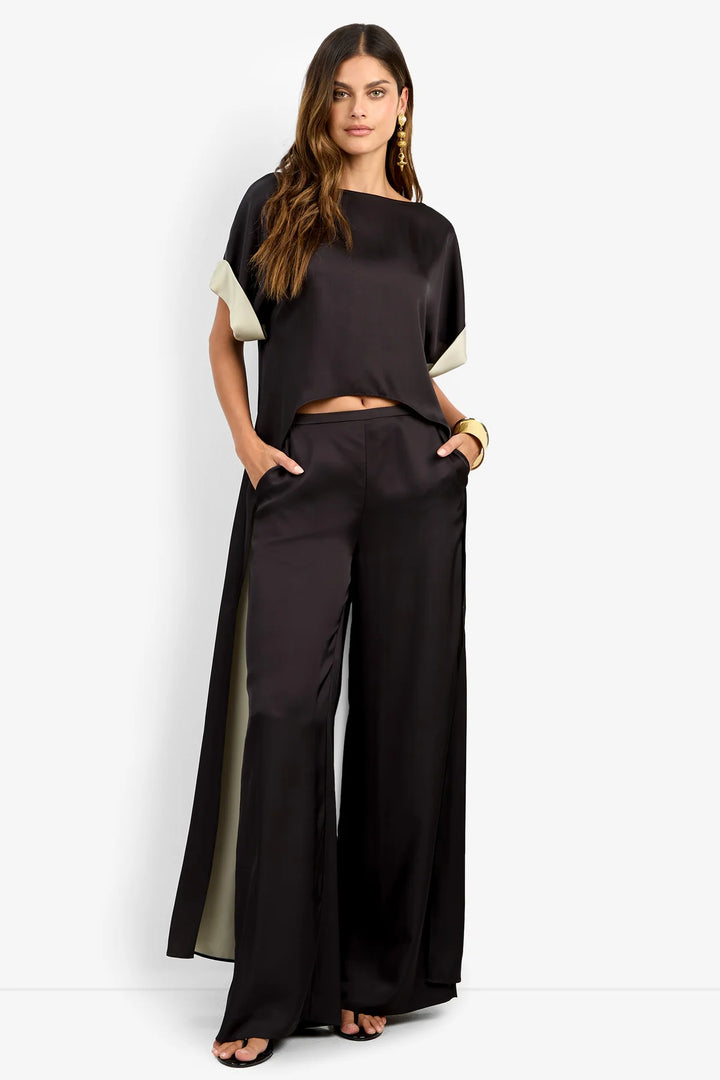 Mattiah Top | Black/Almond