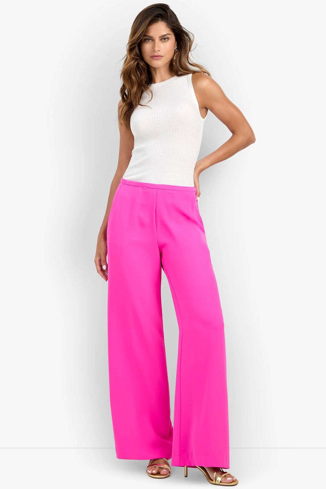 Tavia Pant