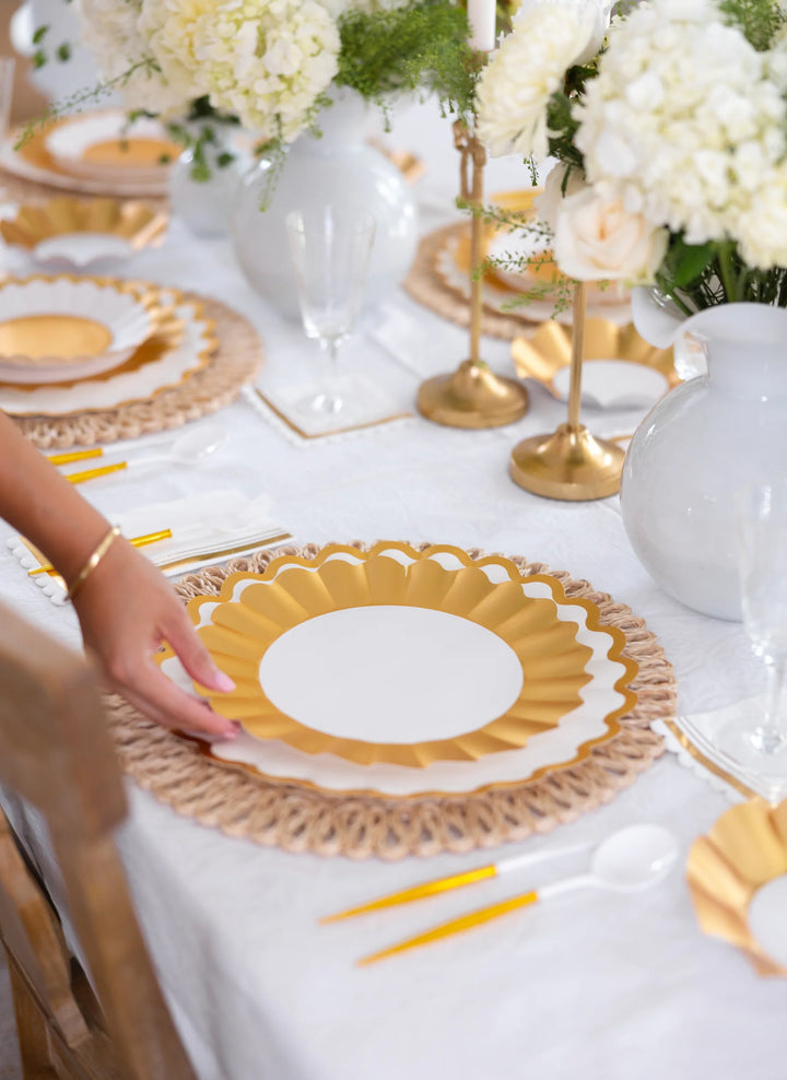 Scalloped Dinner Plate | White & Gold
