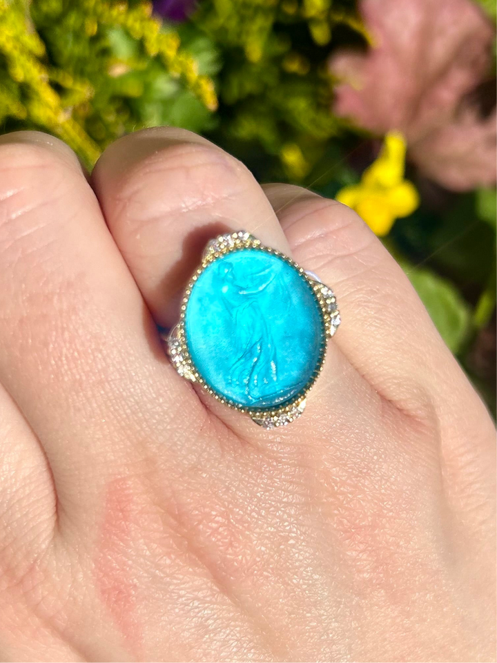 14k Gld Ring w/ Venetian Glass Carving .18pts Diam