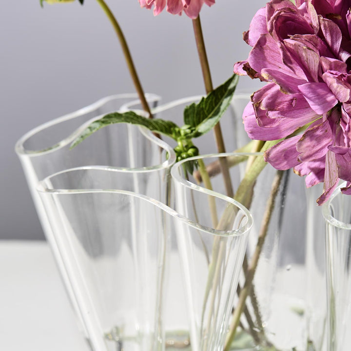 Handkerchief Vase | Clear
