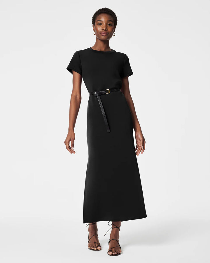 AirEssentials Maxi Dress | Very Black