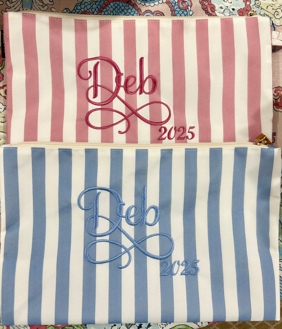 Deb 2025 Large Pouch