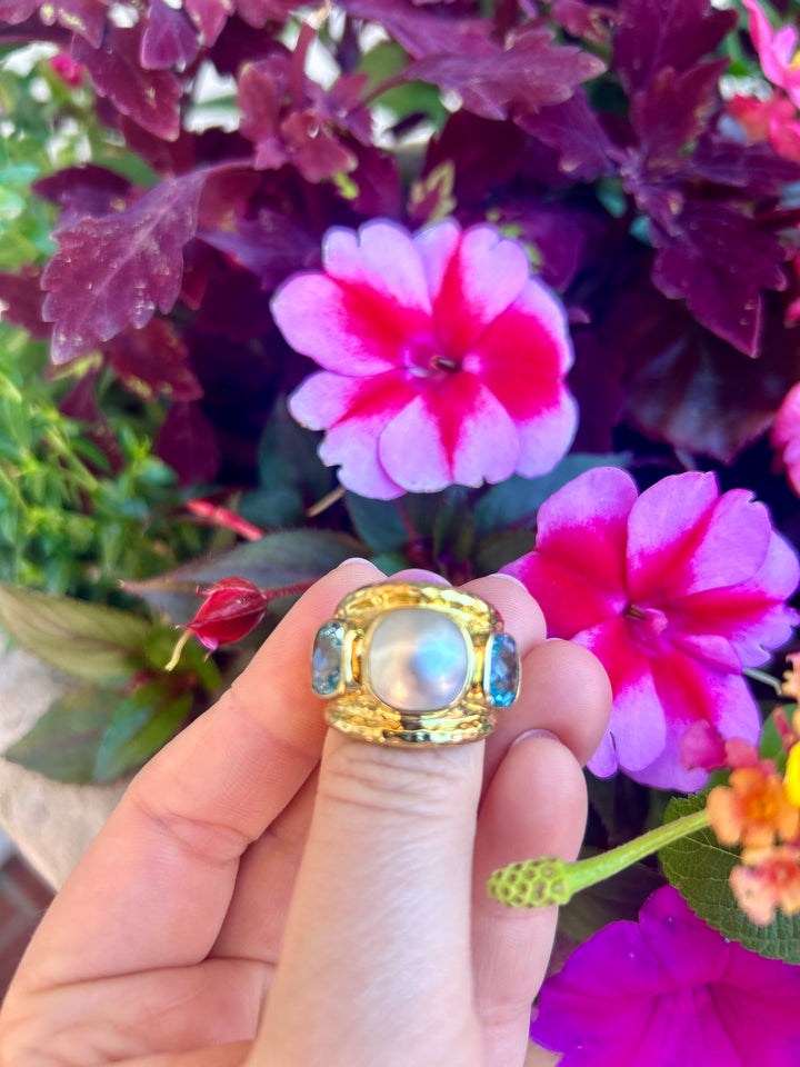 14kt Mabe Pearl Sky Blue Topaz Ring