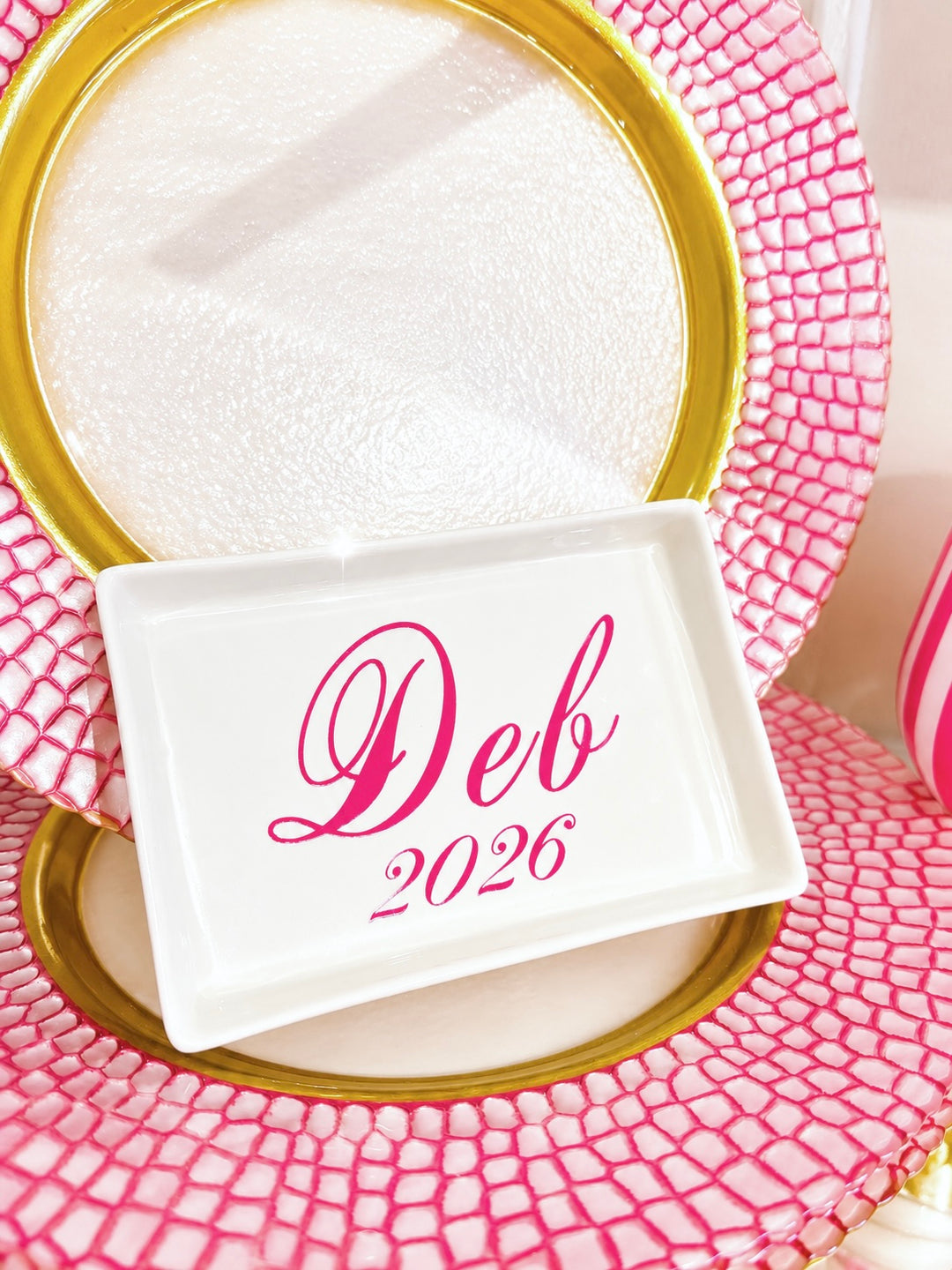 Deb 2026 Tray