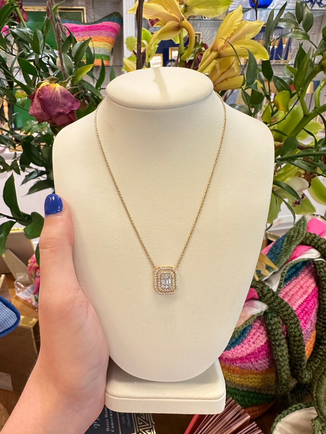 14kt .43ct Diamond Cluster Pendant