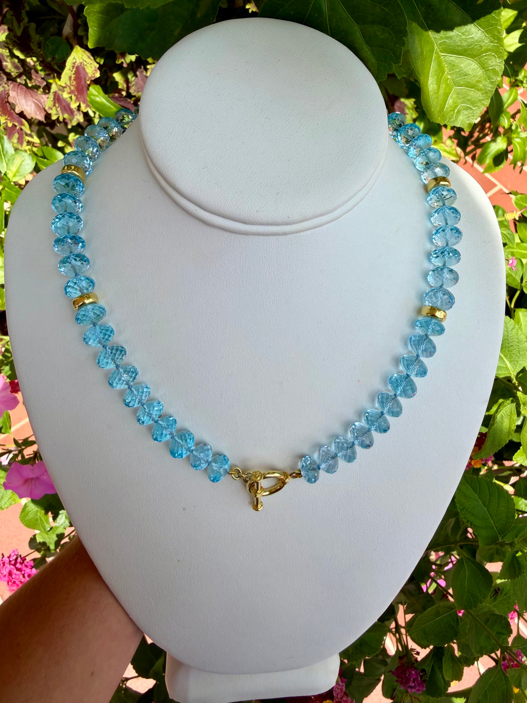 14kt Gold Faceted Blue Topaz Graduated Roundel Bead 18" Necklace and Toggle Clasp