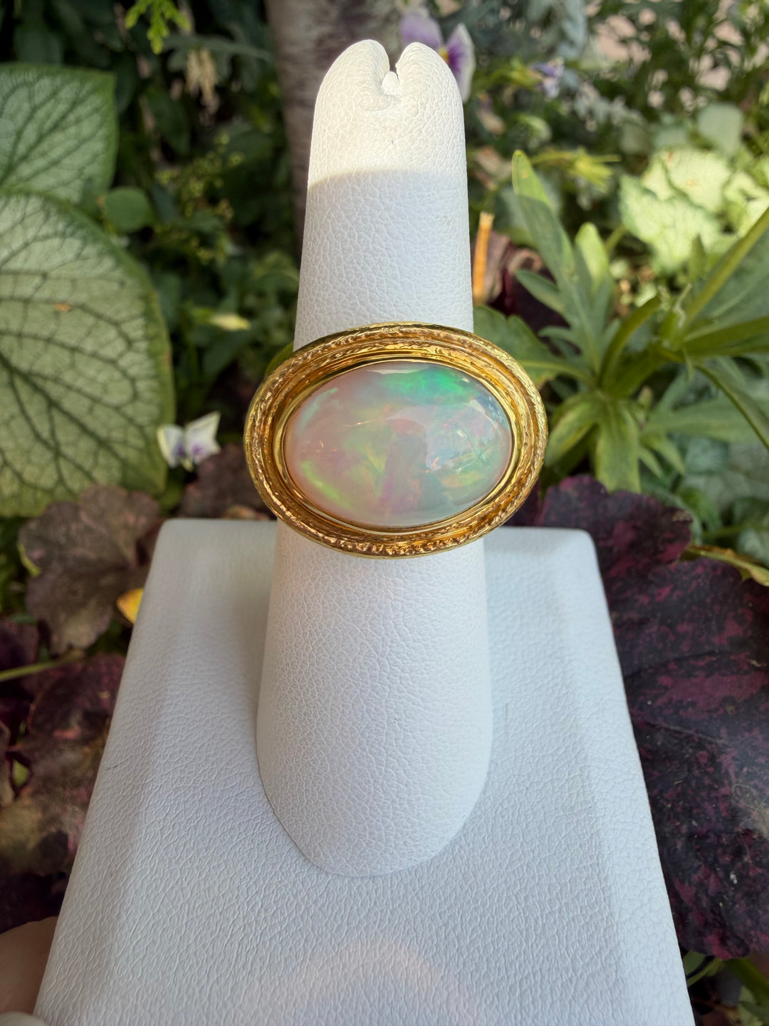 14kt Yellow Gold Opal Hammered Oval Ring