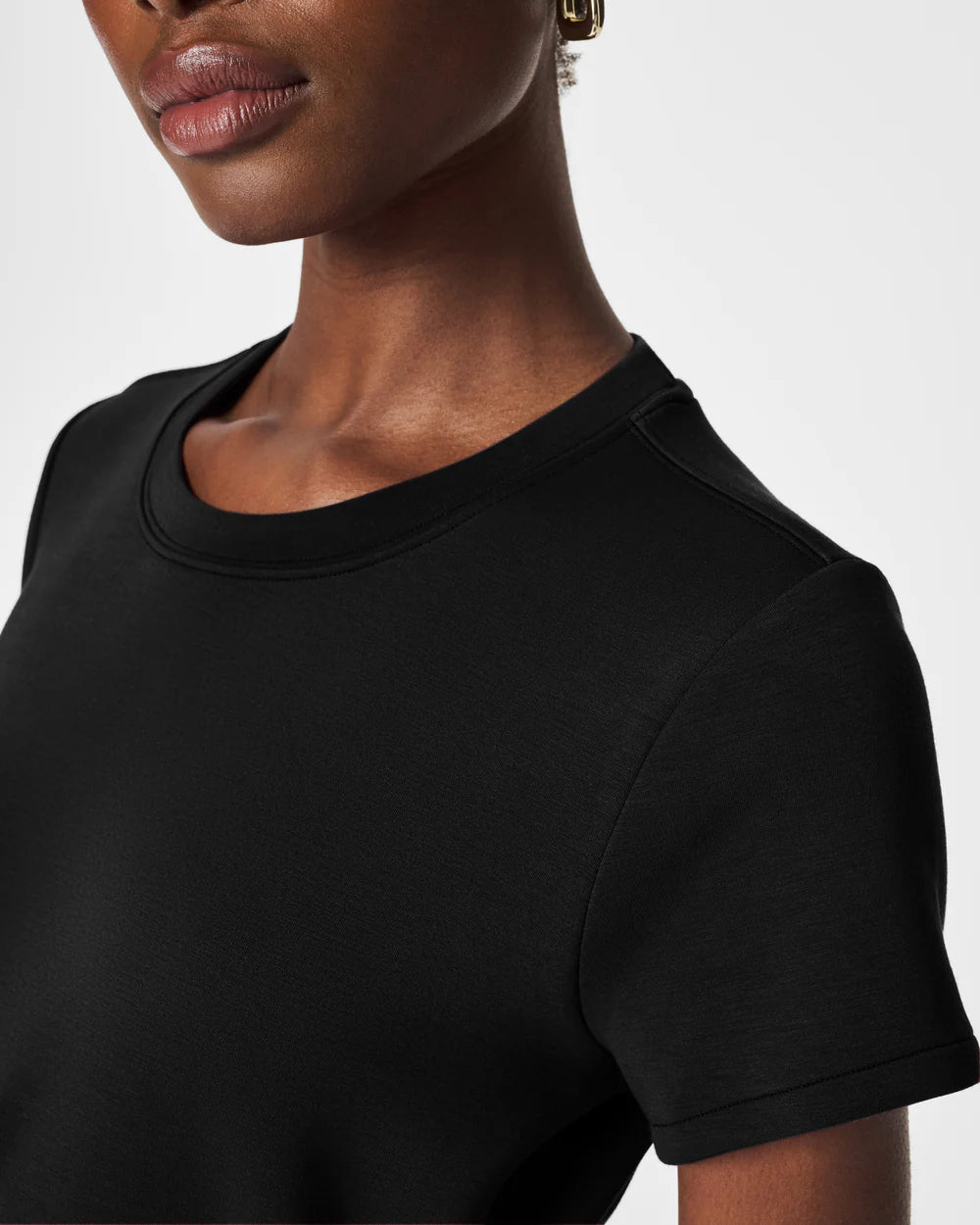 AirEssentials Maxi Dress | Very Black