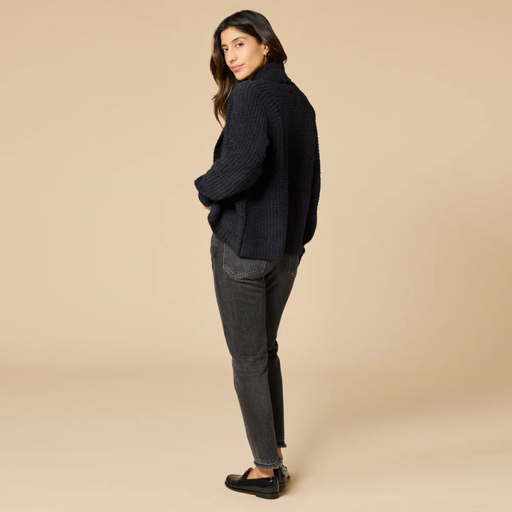 Waffle Marshmallow Cocoon Cardigan | Black