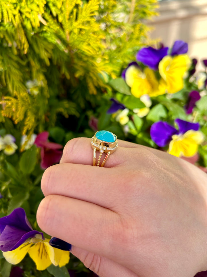 14kt Cushion Turquoise Ring with .34pt Diamond Halo