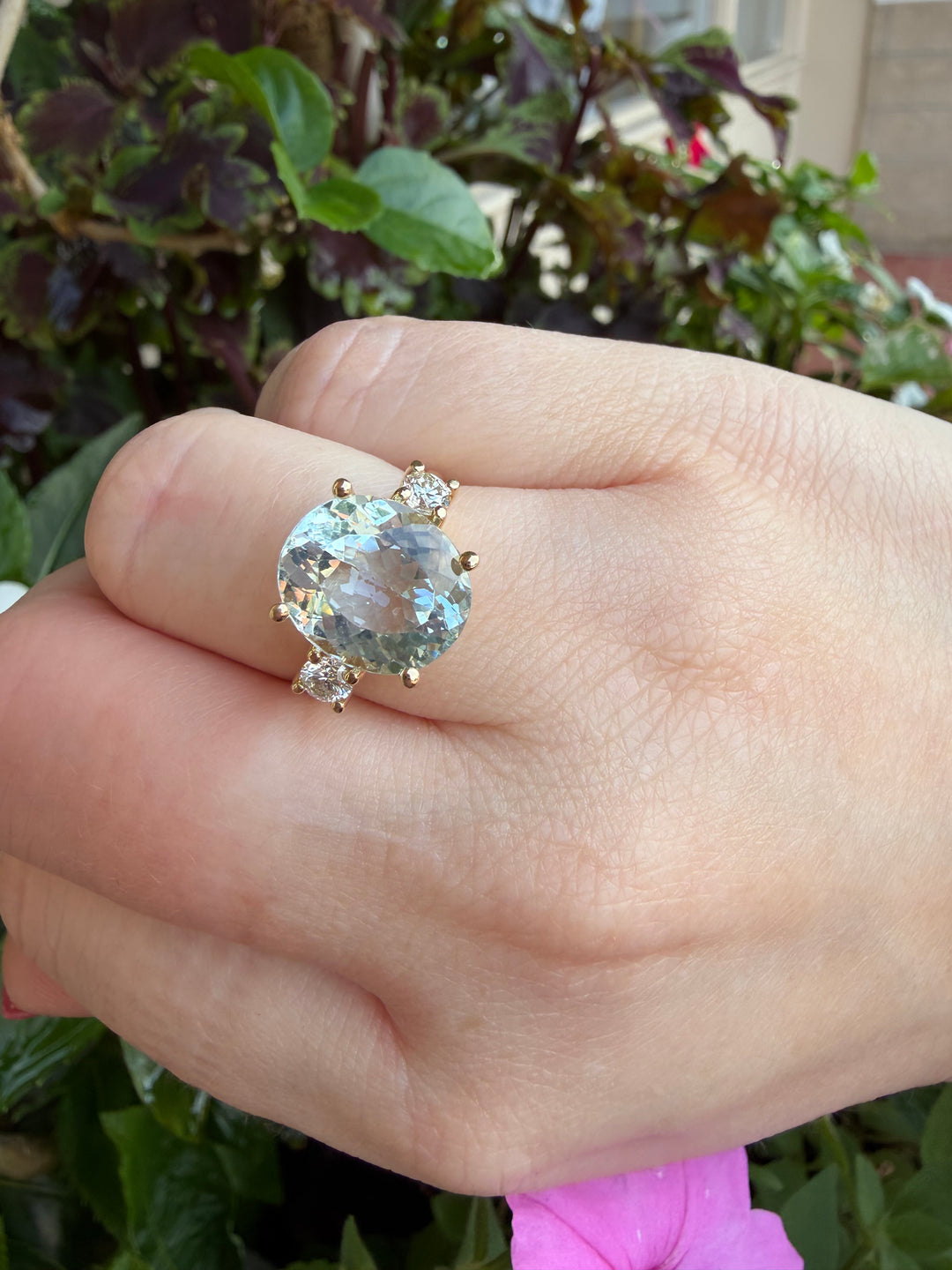 14kt Yellow Gold Oval Aquamarine & .38ct Diamond Three Stone Ring M00186AQ