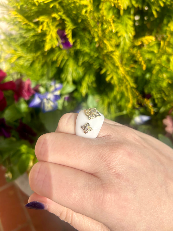 White Agate 14kt Diamond Ring with Cross Design