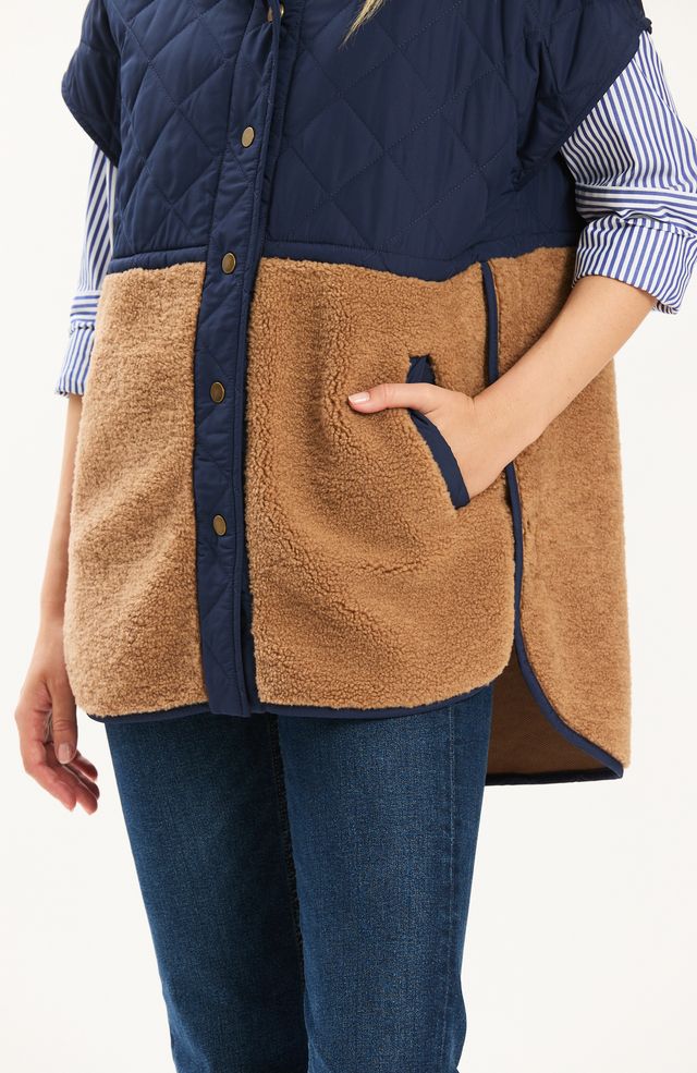 Cassidy Quilted Vest | Iced Coffee/Midnight Blue
