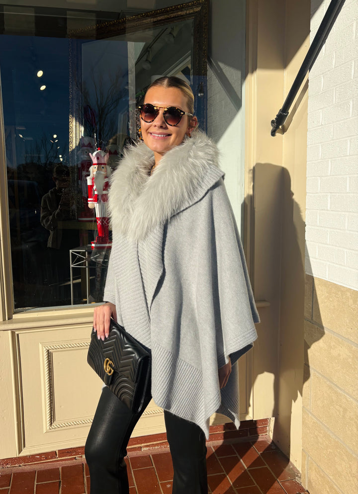 Cashmere Shawl with Genuine Fox Fur Collar | + Colors