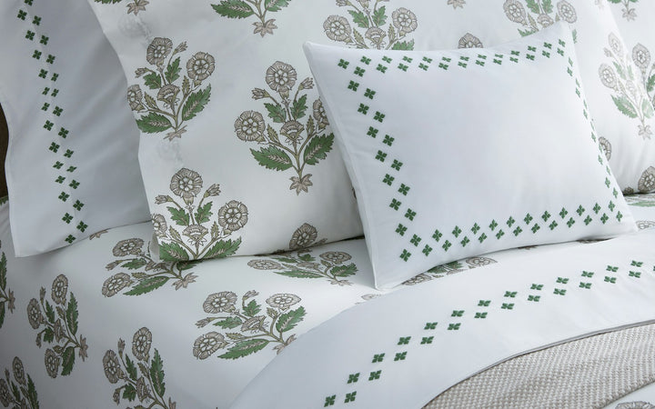 Dalila Bed Style