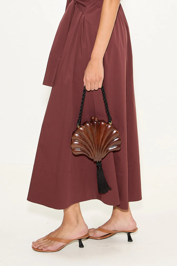 Carved Concha Bag | Mahogany Brown