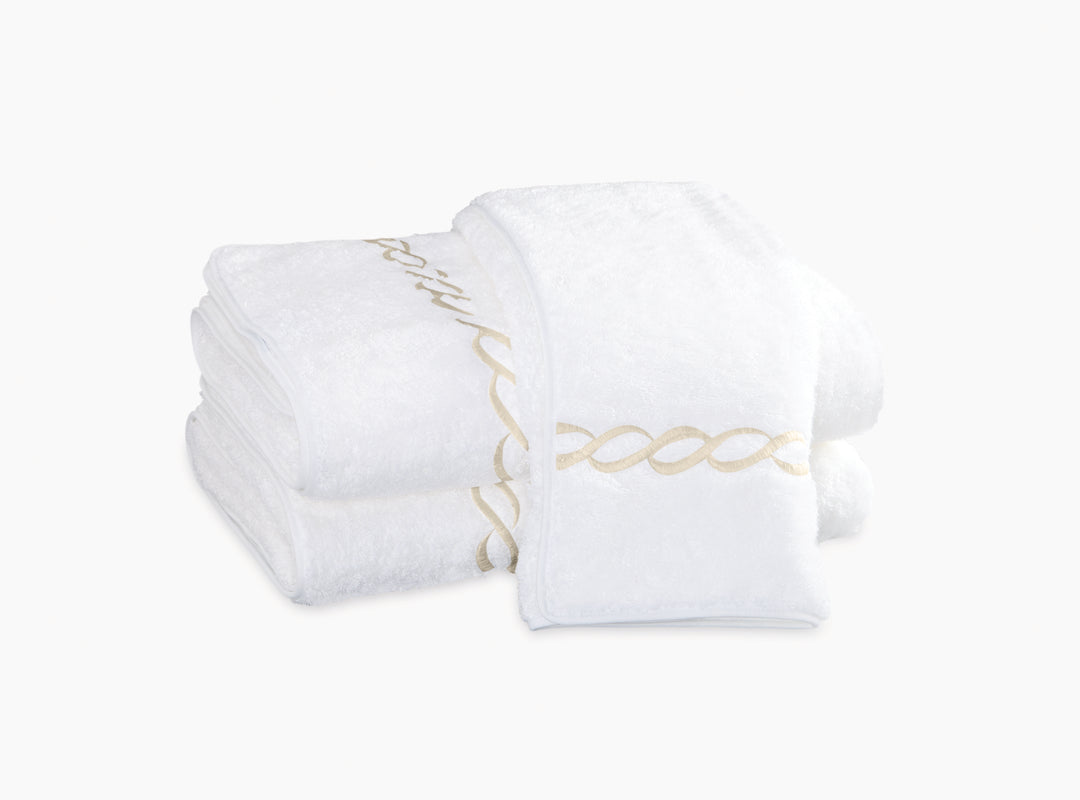 Classic Chain Bath Towel