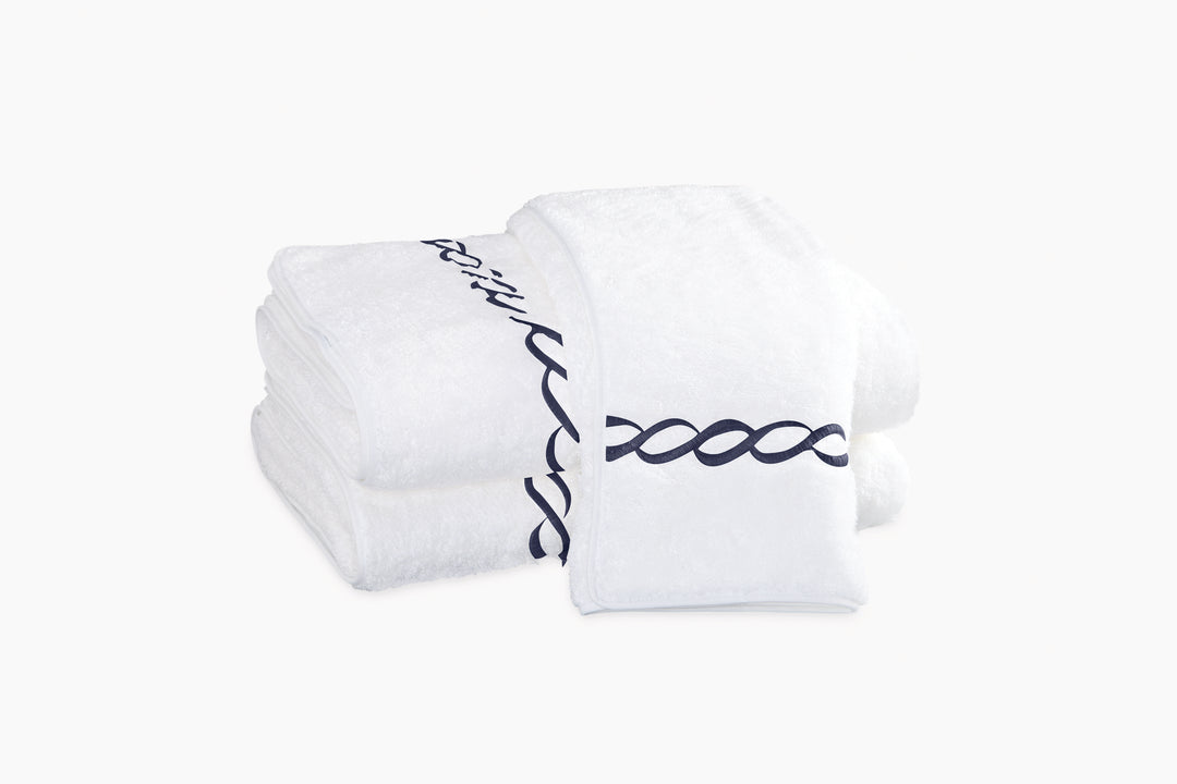 Classic Chain Bath Towel