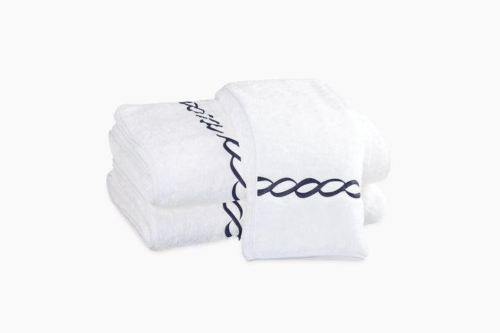 Classic Chain Bath Towel