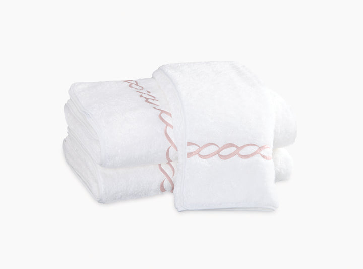 Classic Chain Bath Towel