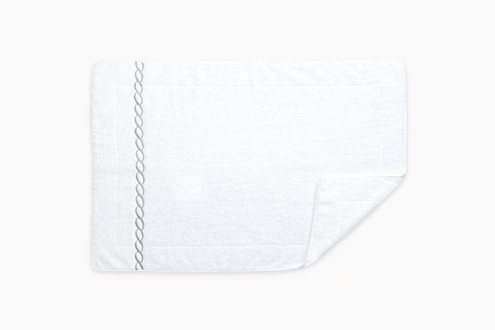 Classic Chain Bath Towel