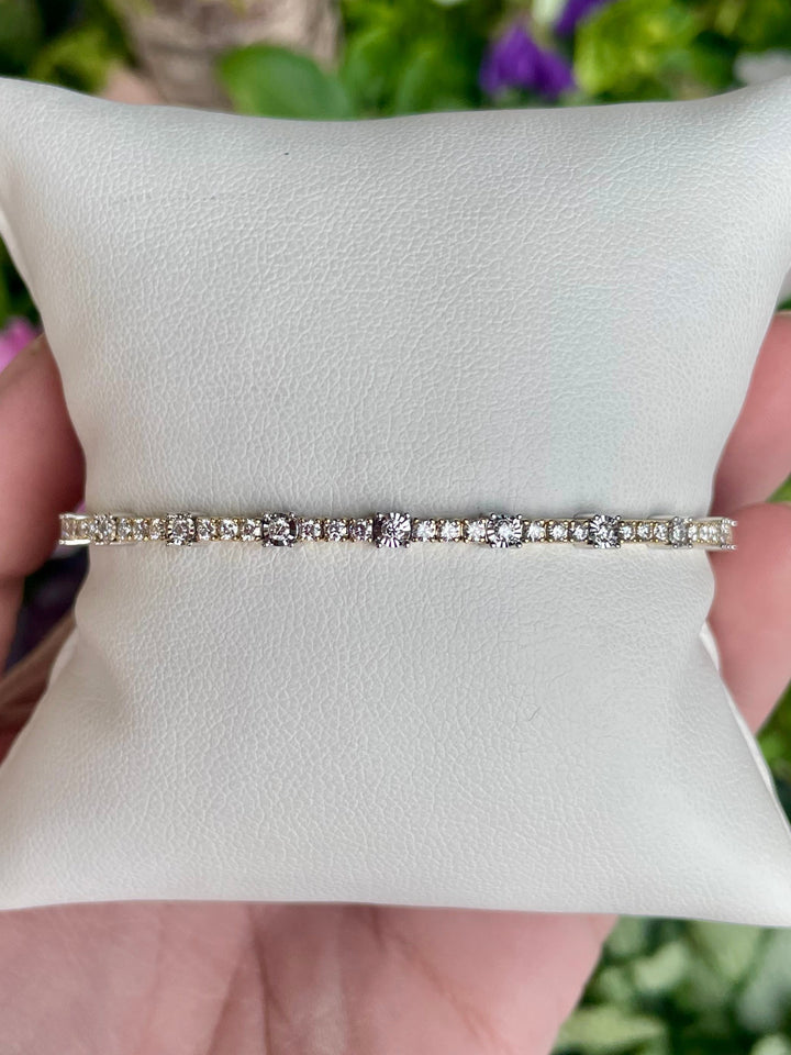 14kt .75cts Diamond Flex Bangle