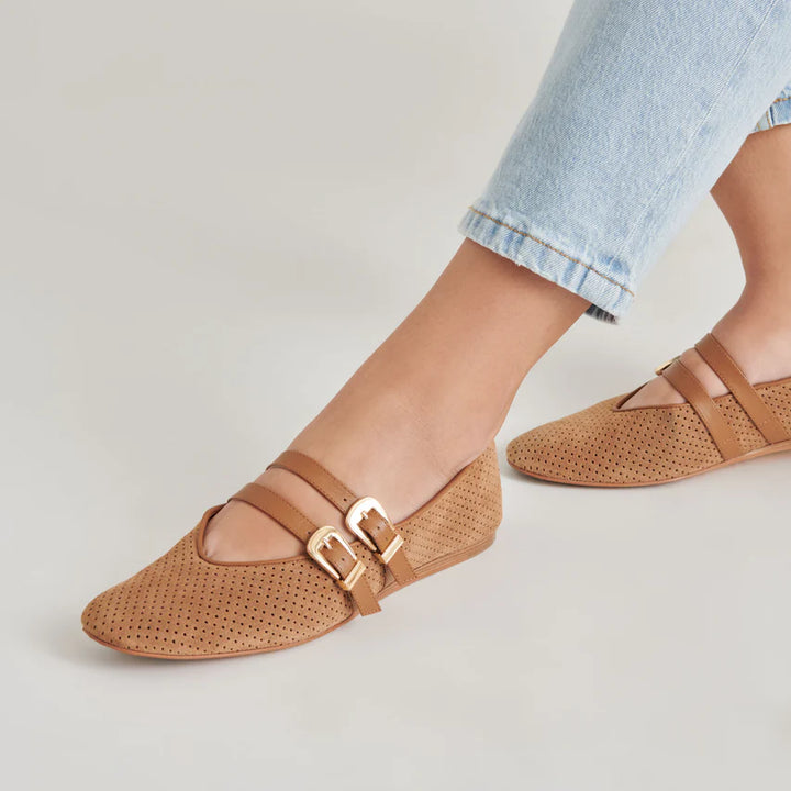 Baylee Flats | Pecan