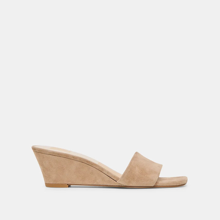 Qaily Wedges | Camel Suede