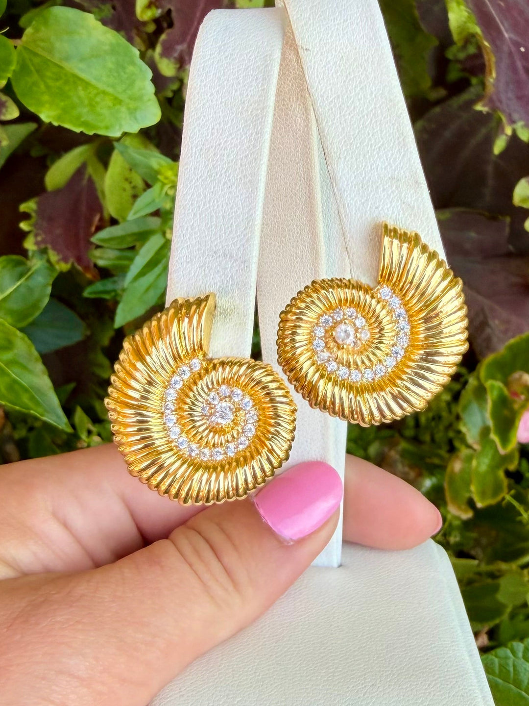 Statement Ribbed Shell Earrings