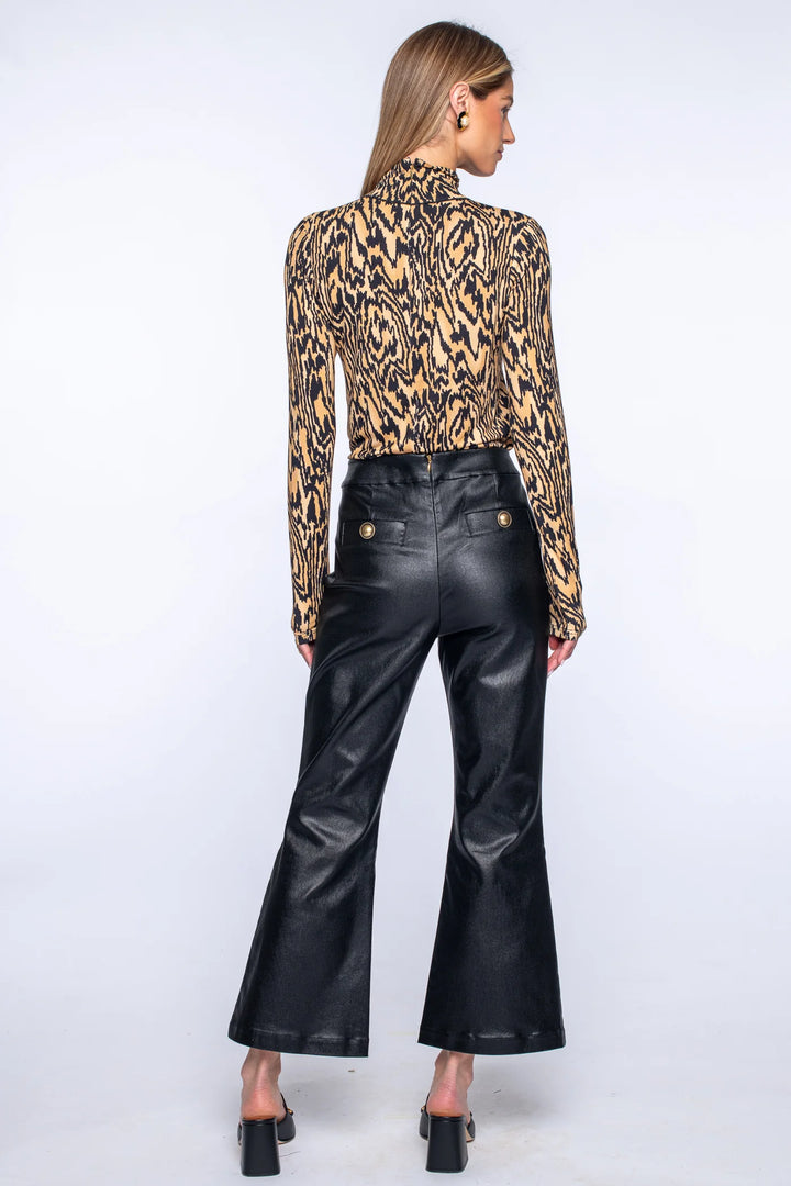 Stevie Top | Burl
