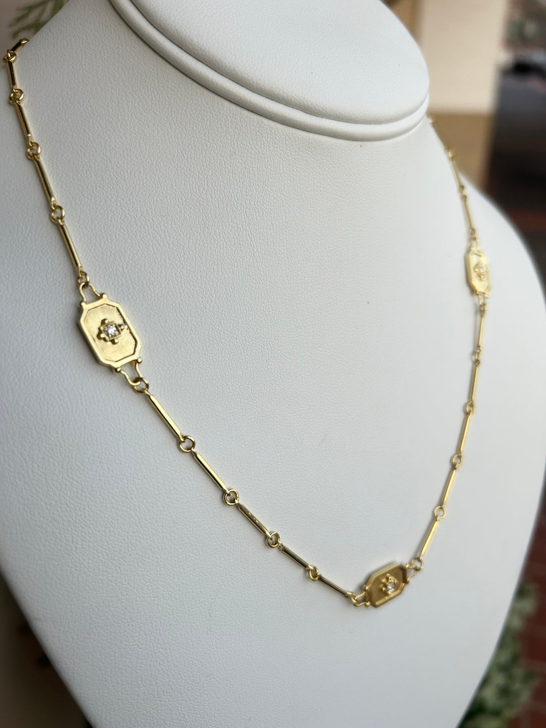 14kt Gold & Diamond Necklace N15074D-18