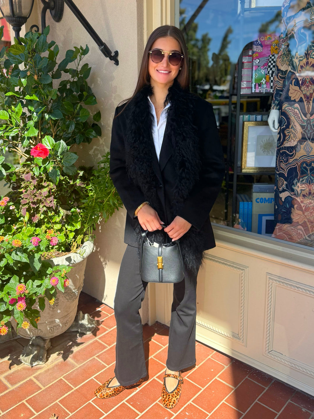 Oversized Cashmere Blazer + Shearling Scarf | Jet Black