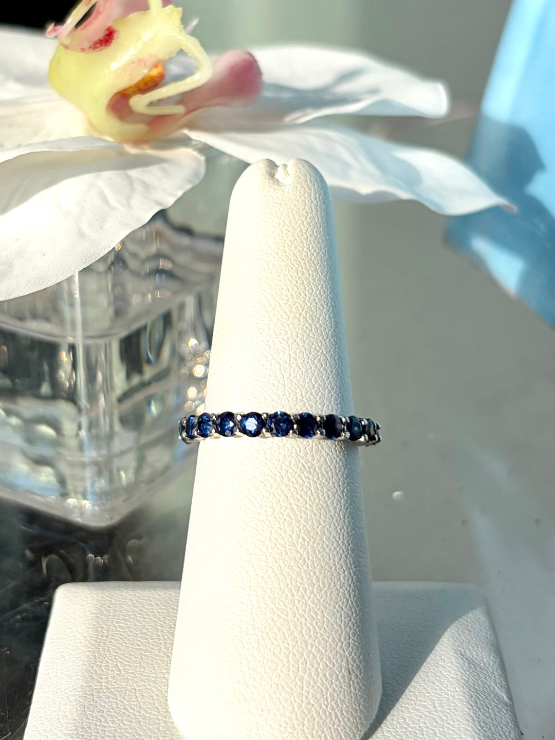 14KT WG Blue Sapphire Band