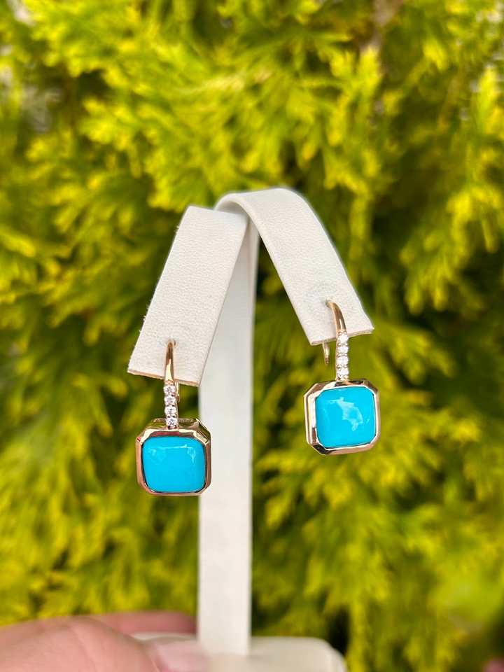 EZ7853 14kt Gold Turquoise Earring with .14cts Diamonds