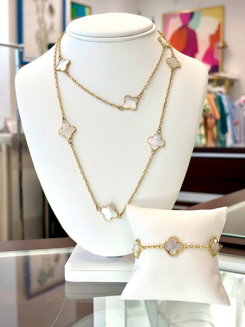 14kt Mother of Pearl Clover Necklace