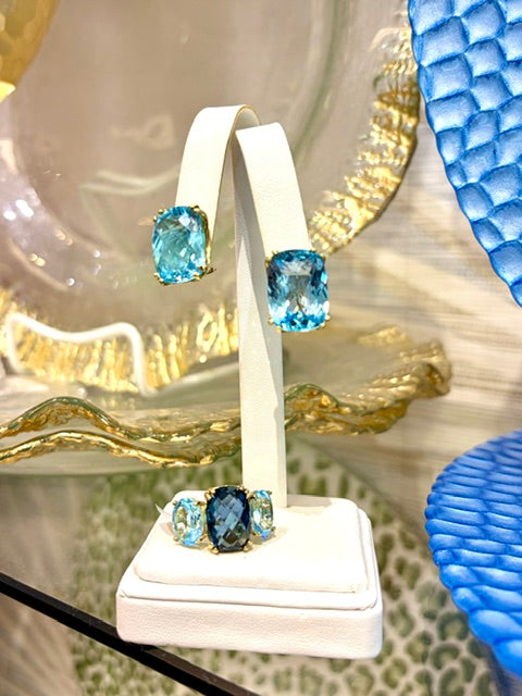 EZ3560 14kt Gold Blue Topaz Earring