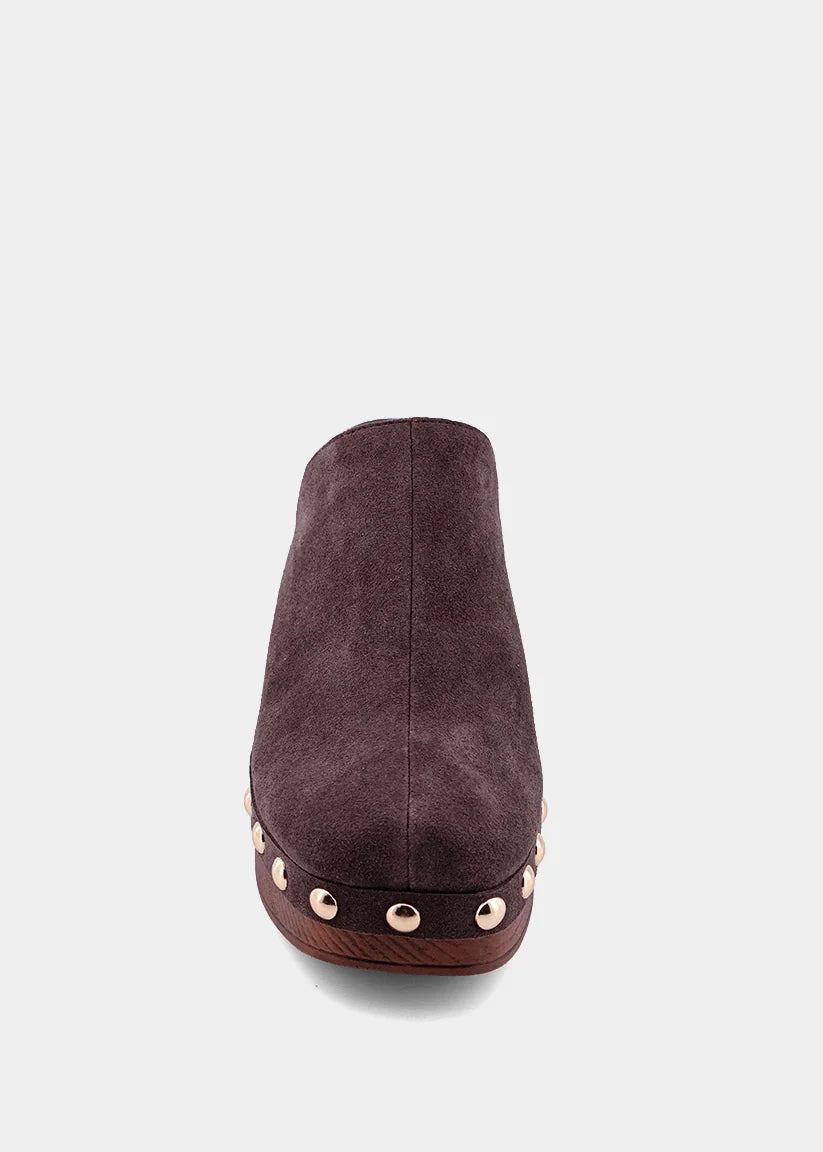 Geneva Clog | Brown Suede