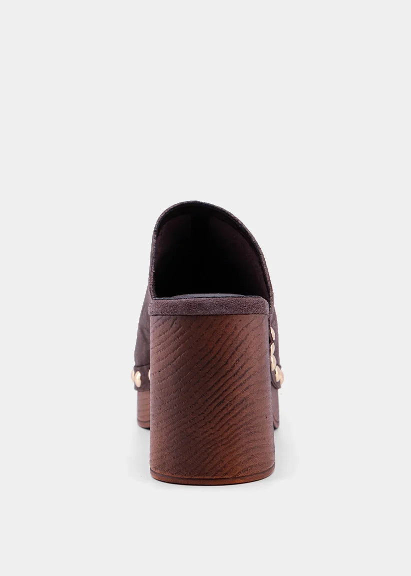 Geneva Clog | Brown Suede