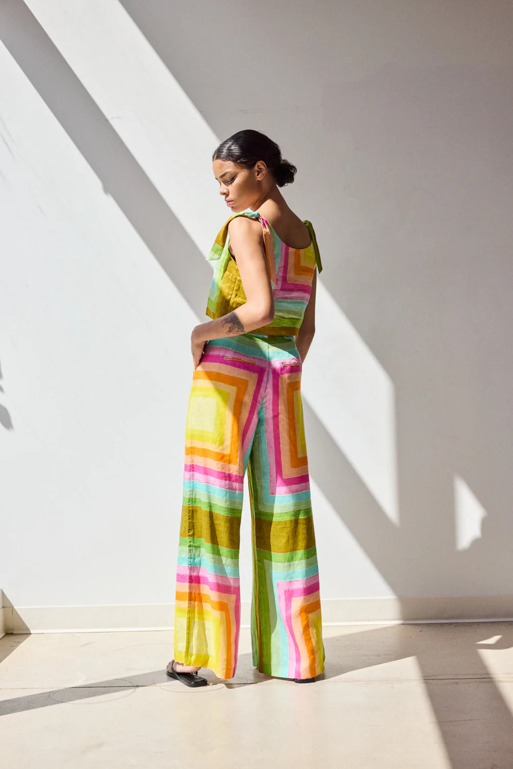 Tie Shoulder Shell | Concentric Squares