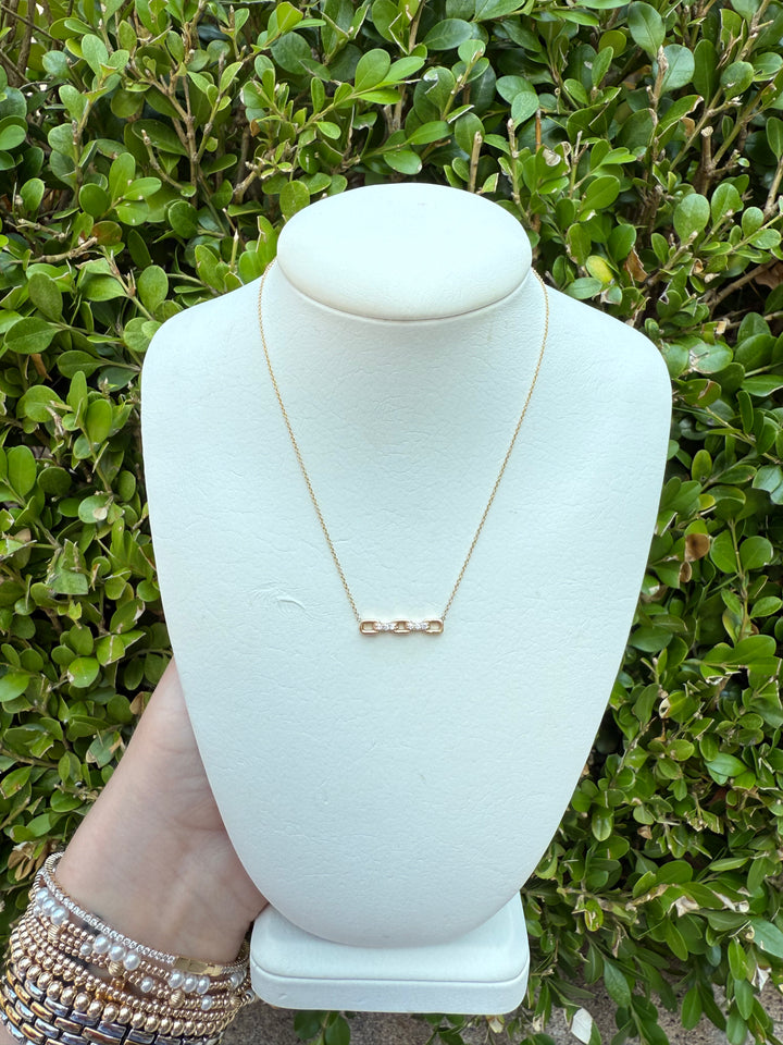 14K small chain link necklace 0.08ct