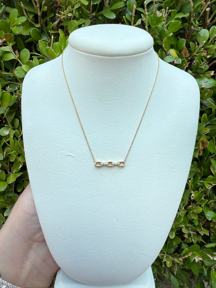 14K small chain link necklace 0.08ct